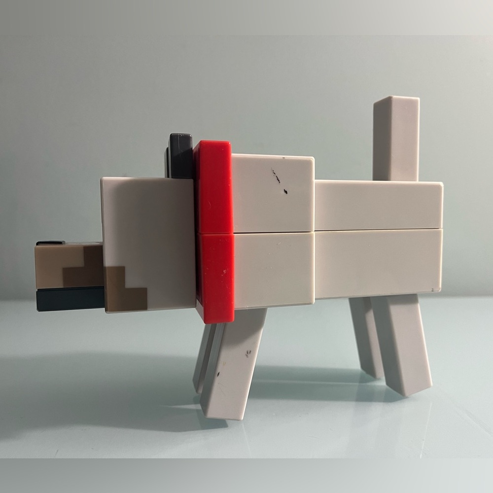 Minecraft Wolf Toy - Picture 3 of 7